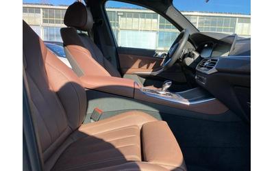 BMW X5 M50d - автомобили, коли, обяви за нови и употребявани 7