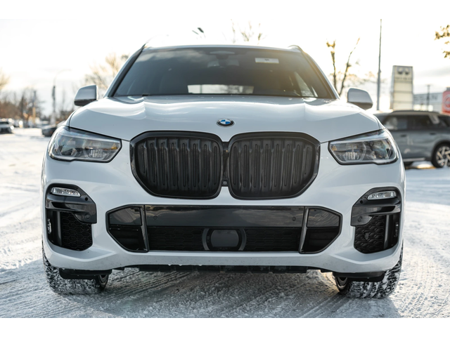 BMW X5 M50i С РЕГИСТРАЦИЯ & АВТО КРЕДИТ - автомобили, коли, обяви за нови и употребявани 0