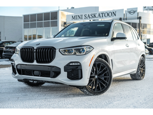 BMW X5 M50i С РЕГИСТРАЦИЯ & АВТО КРЕДИТ - автомобили, коли, обяви за нови и употребявани 1