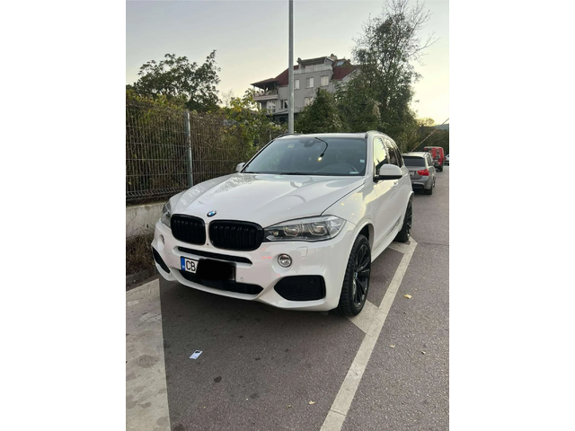 BMW X5 Xdrive 40D С АВТО КРЕДИТ - автомобили, коли, обяви за нови и употребявани 0