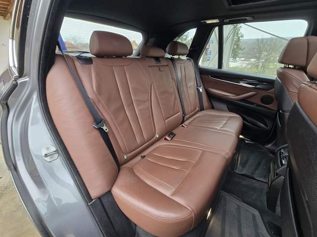 BMW X5 3.0d - 258к.с. - X-Drive - Head Up - автомобили, коли, обяви за нови и употребявани 13