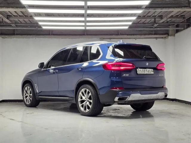 BMW X5 xDrive 30D Xline - автомобили, коли, обяви за нови и употребявани 1