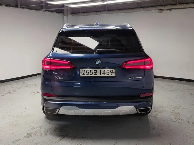 BMW X5 xDrive 30D Xline - автомобили, коли, обяви за нови и употребявани 3
