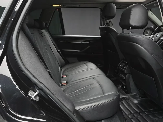 BMW X5 xDrive 30D - автомобили, коли, обяви за нови и употребявани 11