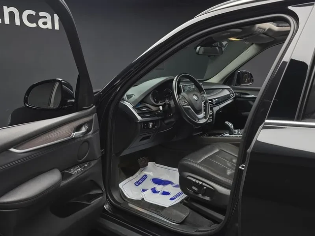 BMW X5 xDrive 30D - автомобили, коли, обяви за нови и употребявани 9