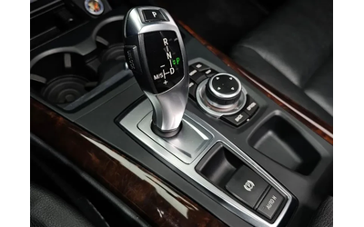 BMW X5 xDrive 30D - автомобили, коли, обяви за нови и употребявани 8