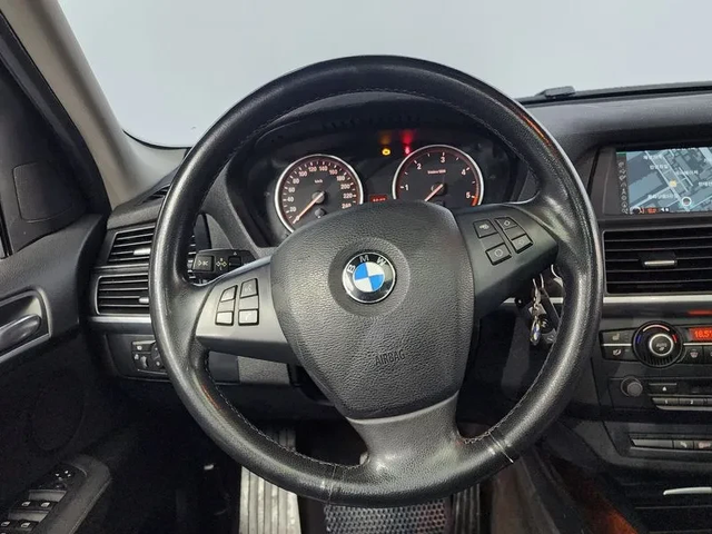 BMW X5 xDrive 30D - автомобили, коли, обяви за нови и употребявани 12
