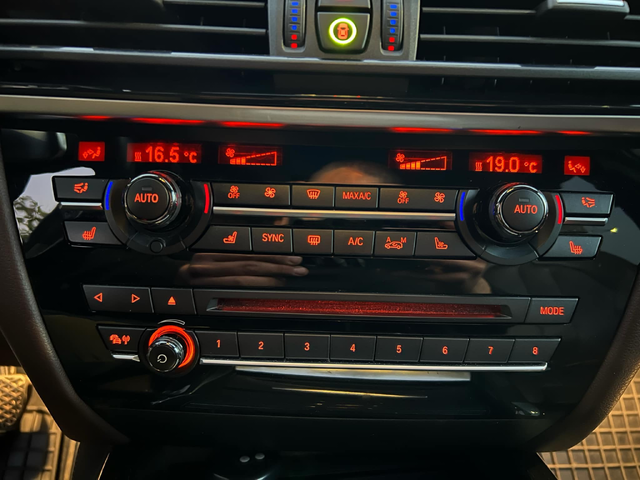 BMW X5 4.0D 313 k.с. FULL FULL - автомобили, коли, обяви за нови и употребявани 6