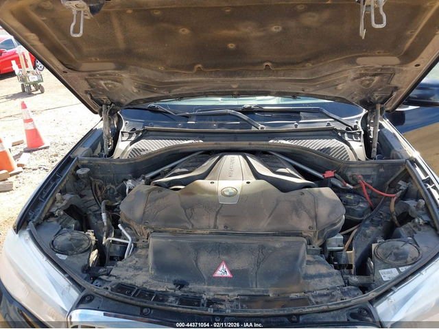 BMW X5 4.4L V-8 DI, DOHC, VVT, TURBO, 445HP All Wheel Drive - автомобили, коли, обяви за нови и употребявани 9