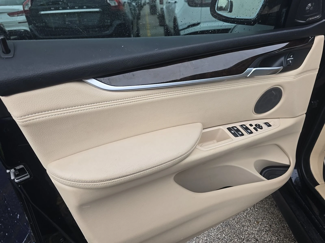 BMW X5 M* SPORT* HARMON* KARDON* ХЕДЪП* КАМЕРА* КЕЙЛЕС* - автомобили, коли, обяви за нови и употребявани 6