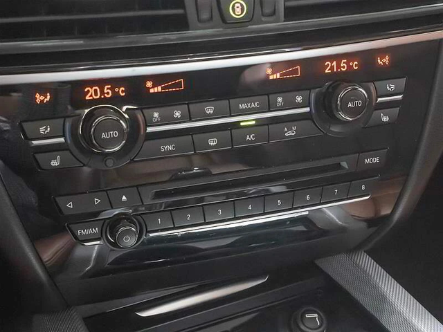 BMW X5 Xdrive35i MPACKAGE* Keyless* Premium audio* PANO* - автомобили, коли, обяви за нови и употребявани 16