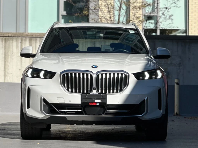 BMW X5 xDrive40* Distronic* HUD* HARMAN KARDON* 360* - автомобили, коли, обяви за нови и употребявани 1