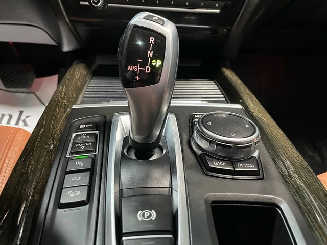 BMW X5 xDrive35i* АвтоКредит* (ЦЕНА ДО БГ) - автомобили, коли, обяви за нови и употребявани 13