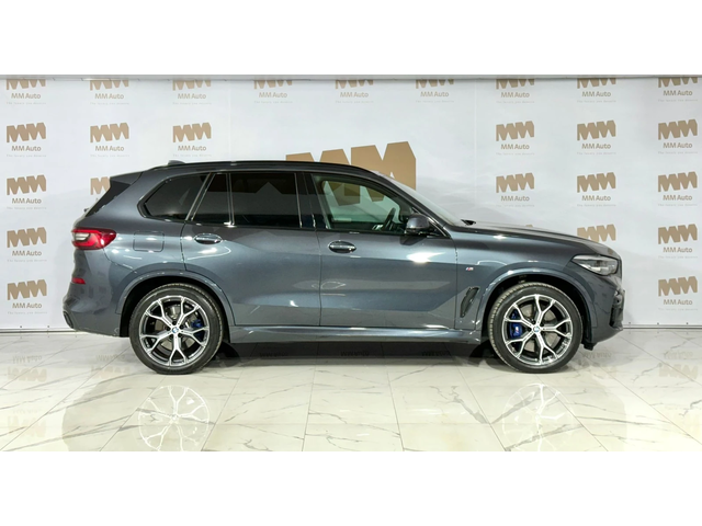 BMW X5 M50i M-Sport* Pano* Harman/Kardon* ShadowLine* 360 - автомобили, коли, обяви за нови и употребявани 2