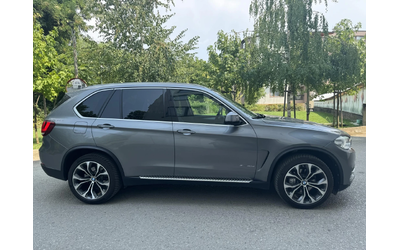 BMW X5 3.0d / XDRIVE - автомобили, коли, обяви за нови и употребявани 7