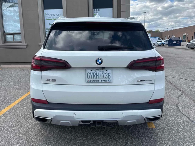BMW X5 * xDrive45e * ПОДГРЕВИ * ПАНО * KEYLESS * CARFAX - автомобили, коли, обяви за нови и употребявани 3