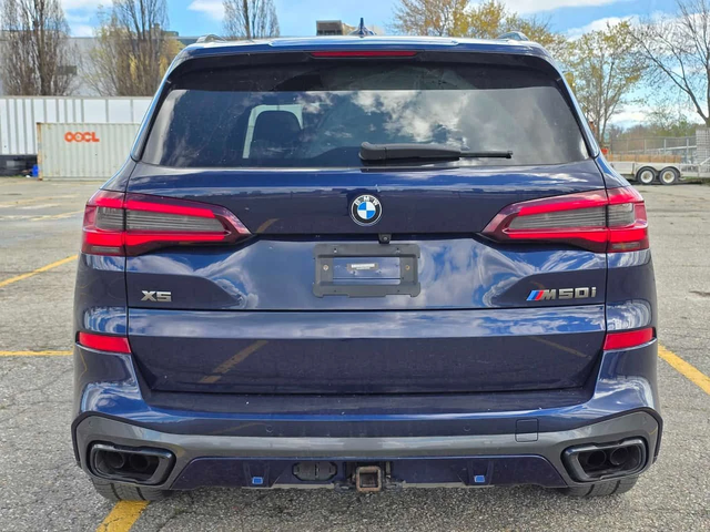 BMW X5 * M50i * H/K * PANO * 2 КЛЮЧА *  360 * CARFAX - автомобили, коли, обяви за нови и употребявани 3