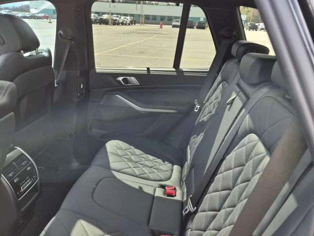 BMW X5 * M50I * 2 КЛЮЧА * ПОДГРЕВИ * ПАНО * CARFAX - автомобили, коли, обяви за нови и употребявани 11