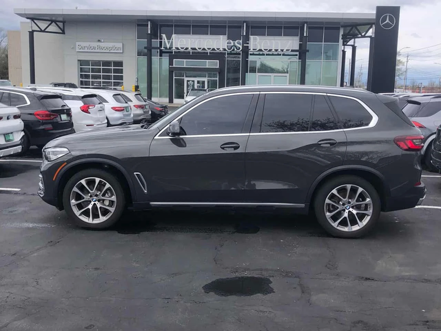 BMW X5 xDrive40i/CARFAX/HEAD UP/ HEATED SEATS/ PANO - автомобили, коли, обяви за нови и употребявани 2