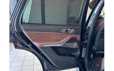 BMW X5 * M50i * ЛАЗЕРИ * ПАНО * ПОДГРЕВИ  * CARFAX - автомобили, коли, обяви за нови и употребявани 13