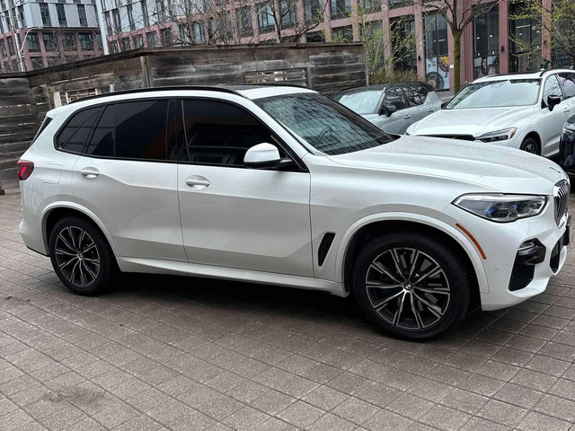 BMW X5 xDrive40i/LASER/ВЪЗДУШНО/ПАНОРАМА/360 - автомобили, коли, обяви за нови и употребявани 3