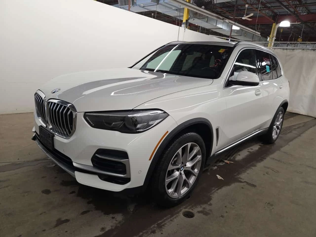 BMW X5 * xDrive40i * ПОДГРЕВИ * 360 * PANO * CARFAX - автомобили, коли, обяви за нови и употребявани 0