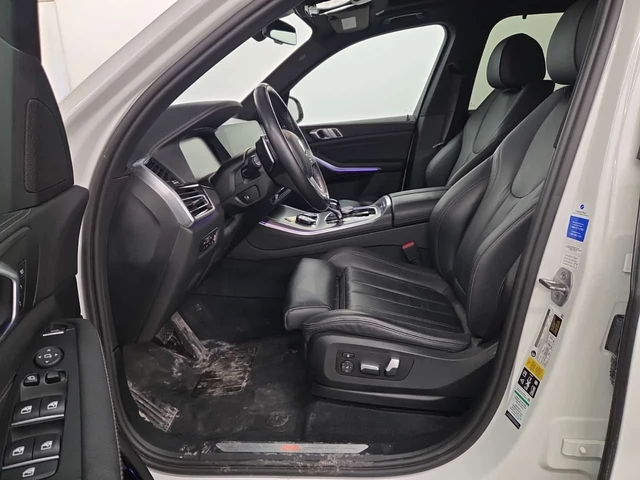 BMW X5 * xDrive40i * ПОДГРЕВИ * 360 * PANO * CARFAX - автомобили, коли, обяви за нови и употребявани 4