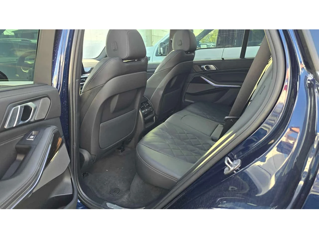 BMW X5 * xDrive40i * ПОДГРЕВИ * 360 * PANO * CARFAX - автомобили, коли, обяви за нови и употребявани 10