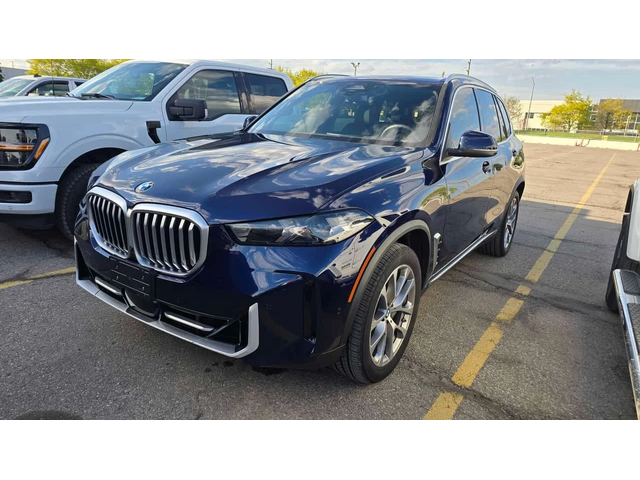 BMW X5 * xDrive40i * ПОДГРЕВИ * 360 * PANO * CARFAX - автомобили, коли, обяви за нови и употребявани 1