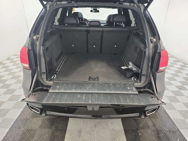 BMW X5 * xDrive35d * ПОДГРЕВИ * H/K * ПАНО * CARFAX - автомобили, коли, обяви за нови и употребявани 13
