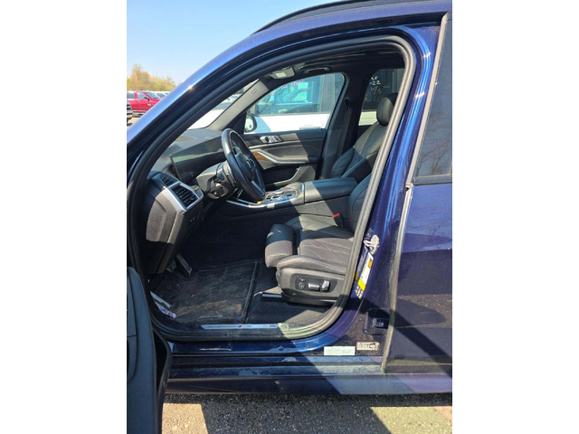 BMW X5 40i xDrive * DISTRONIC* LASER* HEAD-UP* - автомобили, коли, обяви за нови и употребявани 16