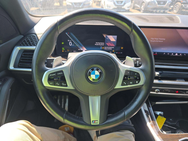 BMW X5 40i xDrive * DISTRONIC* LASER* HEAD-UP* - автомобили, коли, обяви за нови и употребявани 6