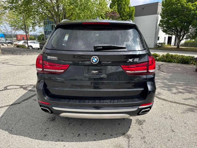 BMW X5 * xDrive35i * HARMAN/KARDON* ДИГИТАЛНО ТАБЛО* PANO - автомобили, коли, обяви за нови и употребявани 3