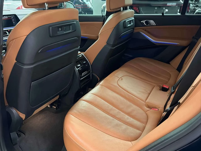 BMW X5 xDrive40i M SPORT/AMBIENT/МАСАЖИ/360/ПАНОРАМА - автомобили, коли, обяви за нови и употребявани 10