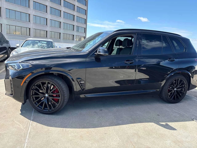BMW X5 * M60i xDrive * CARFAX * HEAD UP * HARMAN * КЛИП - автомобили, коли, обяви за нови и употребявани 1