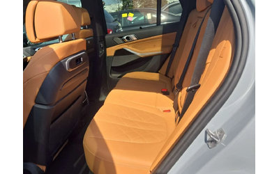 BMW X5 xDrive50е * M-Sport * CARFAX * Без инциденти * - автомобили, коли, обяви за нови и употребявани 9