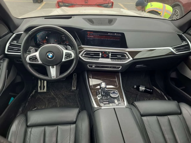 BMW X5 * xDrive40i * ЛАЗЕРИ * ОБДУХВАНЕ * ПАНО * H/K * - автомобили, коли, обяви за нови и употребявани 9