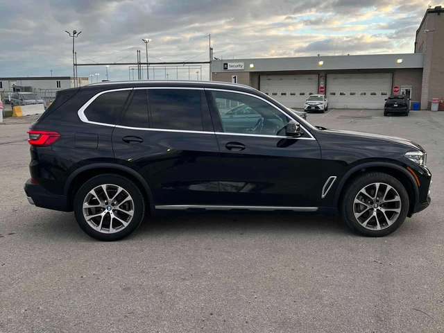 BMW X5 * xDrive40i * PANO* NAVI* KEYLESS - автомобили, коли, обяви за нови и употребявани 2