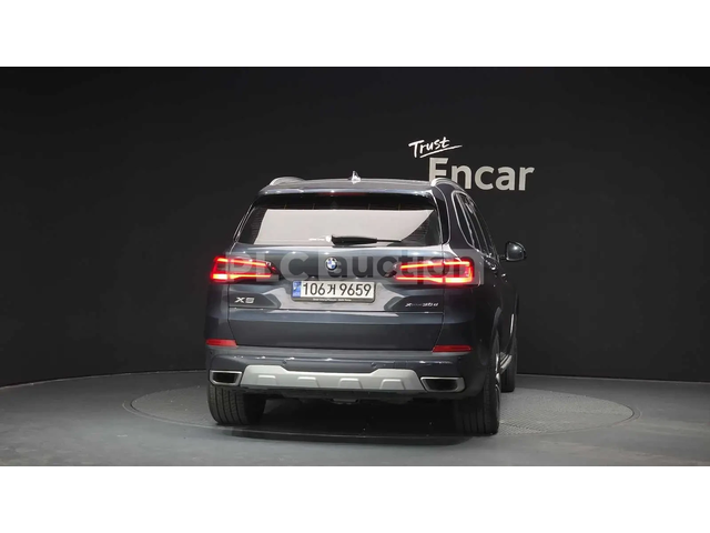 BMW X5 HEAD-UP * ОДБУХВАНЕ * PANO * 360 * KEYLESS - автомобили, коли, обяви за нови и употребявани 3
