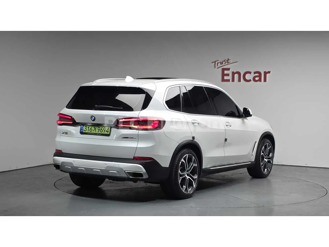BMW X5 HEAD-UP * ОДБУХВАНЕ * H/K * PANO * 360 - автомобили, коли, обяви за нови и употребявани 1