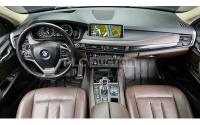 BMW X5 ПОДГРЕВИ * ПАНО * HEAD-UP * KEYLESS - автомобили, коли, обяви за нови и употребявани 6