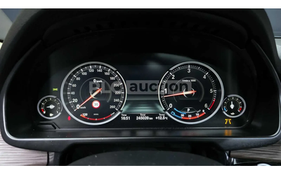 BMW X5 ПОДГРЕВИ * ПАНО * HEAD-UP * KEYLESS - автомобили, коли, обяви за нови и употребявани 7