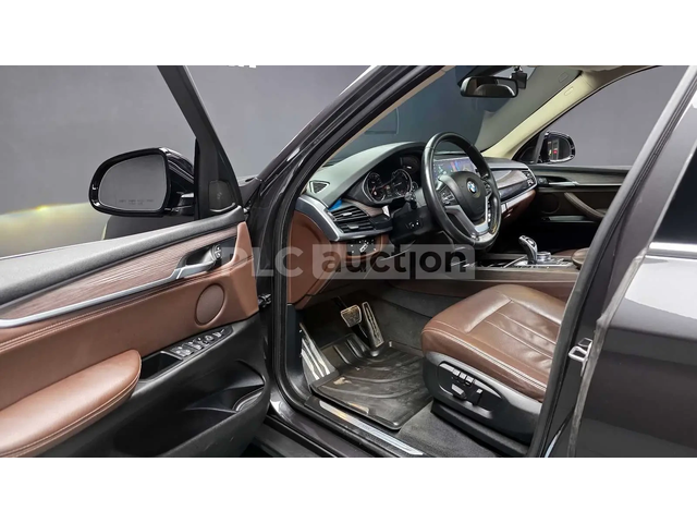 BMW X5 ПОДГРЕВИ * ПАНО * HEAD-UP * KEYLESS - автомобили, коли, обяви за нови и употребявани 9