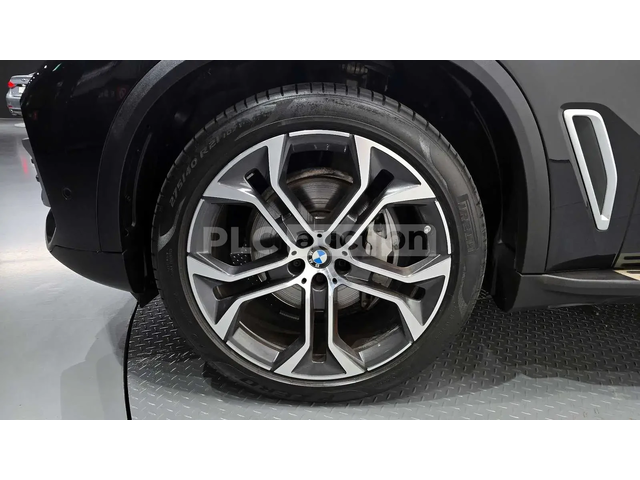 BMW X5 ЛАЗЕР * ОДБУХВАНЕ * H/K * PANO * 360 - автомобили, коли, обяви за нови и употребявани 4