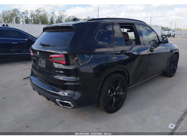 BMW X5 АВТОКРЕДИТ - автомобили, коли, обяви за нови и употребявани 3