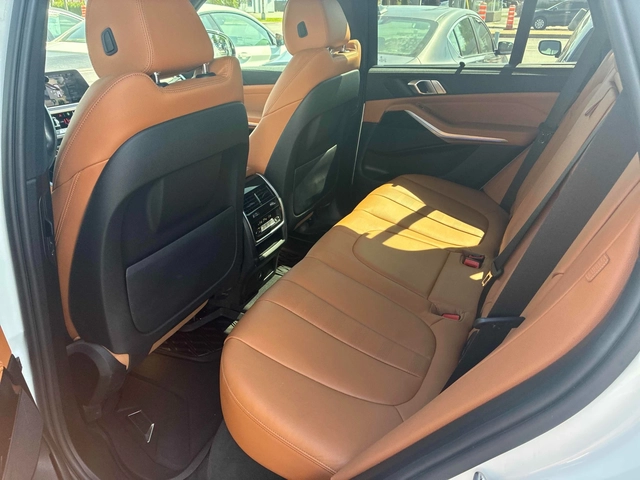 BMW X5 xDrive40i * Keyless * CARFAX * АВТО КРЕДИТ * - автомобили, коли, обяви за нови и употребявани 6