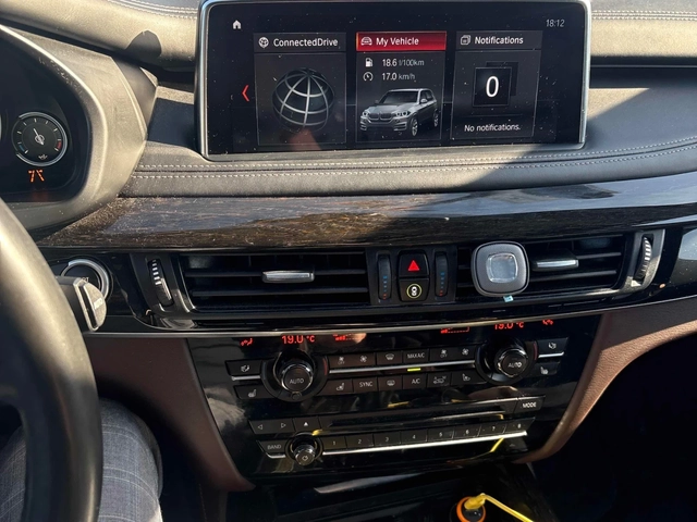 BMW X5 35I * M ПАКЕТ * HEAD UP * ОБДУХВАНЕ * CARFAX * - автомобили, коли, обяви за нови и употребявани 6