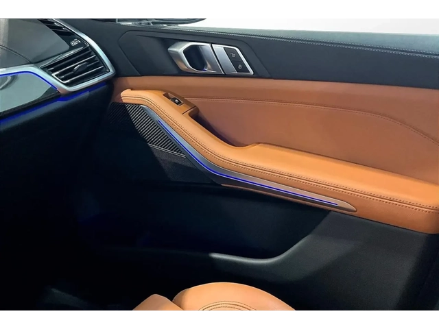 BMW X5 xDrive40i Premium Essential // M-sport / - автомобили, коли, обяви за нови и употребявани 14