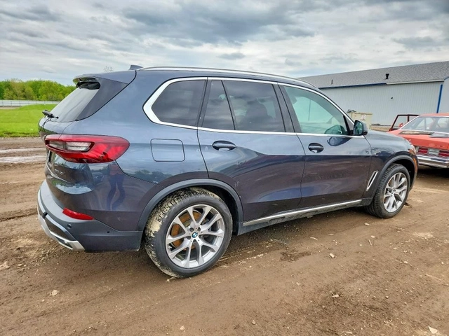 BMW X5 XDRIVE 40i - автомобили, коли, обяви за нови и употребявани 2