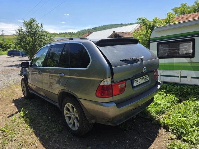 BMW X5 3.0d 218K.C. НА ЧАСТИ - автомобили, коли, обяви за нови и употребявани 1